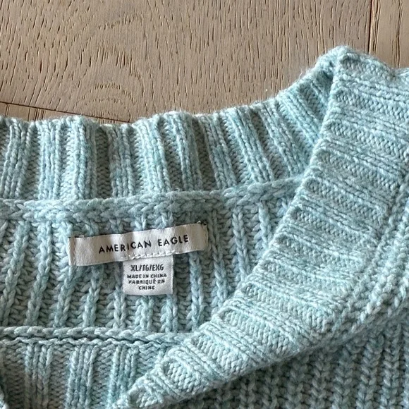 American Eagle Outfitters Light Blue Crew Neck Sweater - Picture 2 of 3
